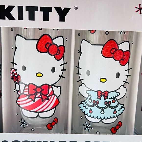 Hello Kitty Glass Set - Picture 3 of 4